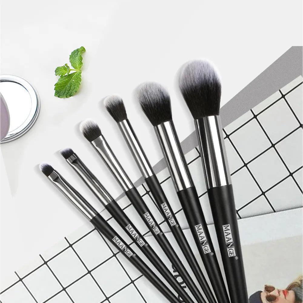 Fashion 6 Makeup Tools Female Trimming Blush Eyeshadow Brushes cj