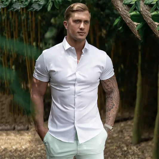 Muscular Man Stretch Shirt With Stand-up Collar And Short Sleeves cj