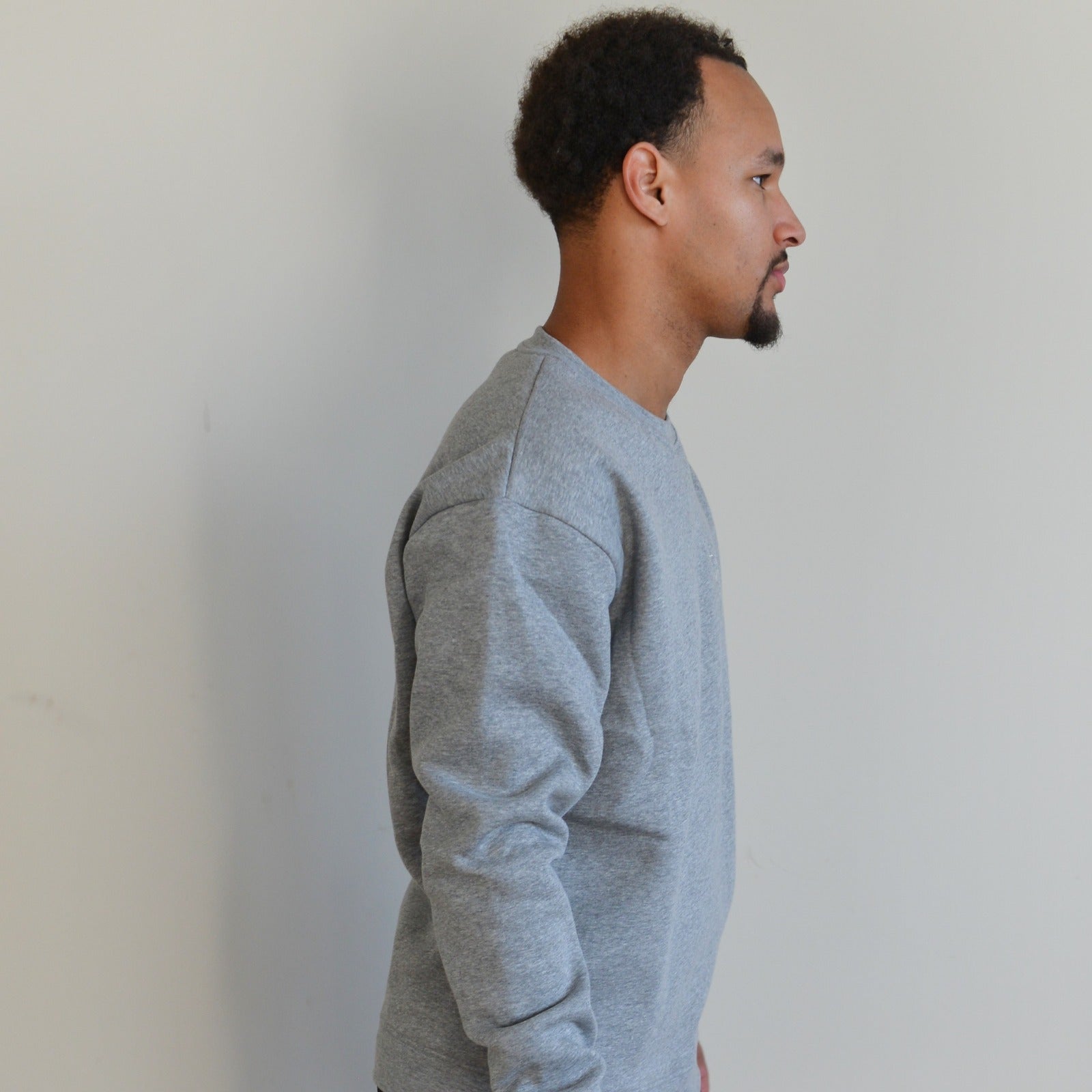 The Essential Crewneck Gray