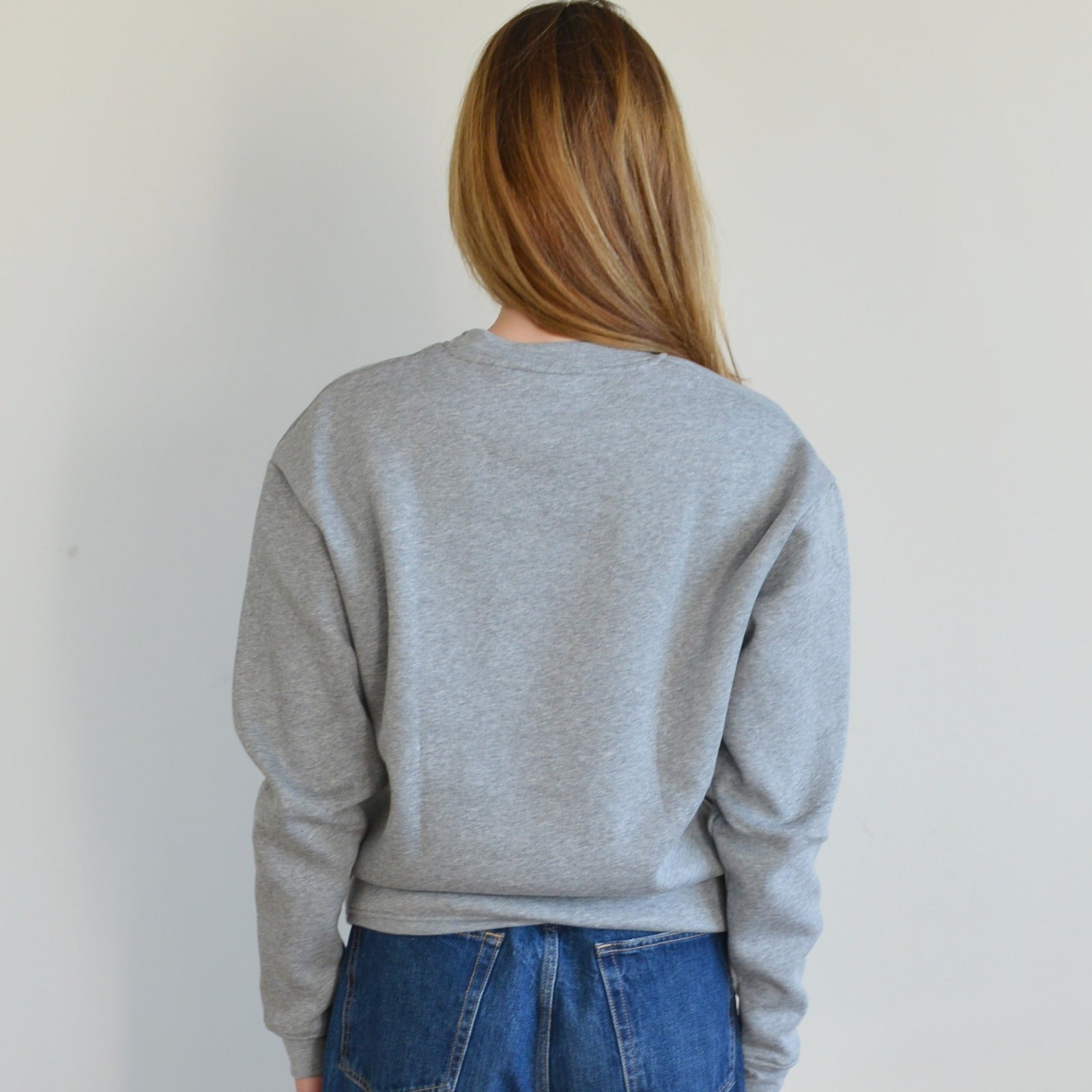 The Essential Crewneck Gray